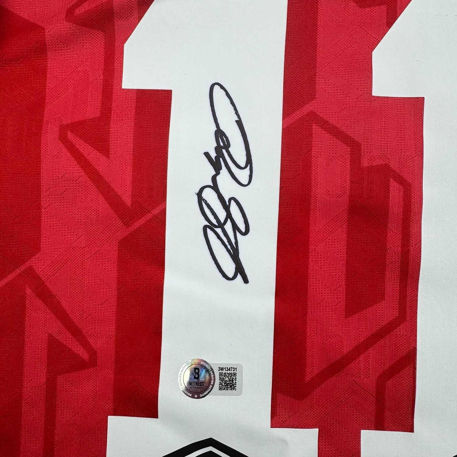 Framed Autographed/Signed Ryan Giggs 35x39 Manchester United Red Soccer Jersey Beckett BAS COA