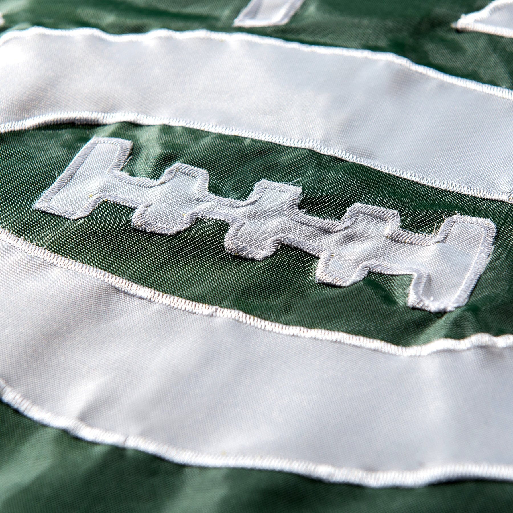WinCraft New York Jets Embroidered Nylon Flag - Sports Collectibles, Sports Memorabilia, Sports Fan Shop, Sports Gifts