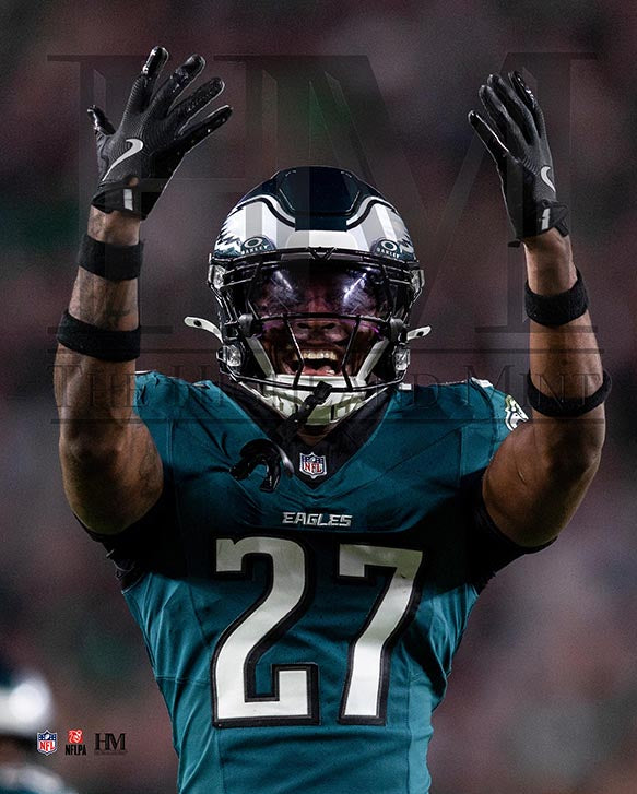 Quinyon Mitchell Flexing Action Philadelphia Eagles Football Photo - Sports Collectibles, Sports Memorabilia, Sports Fan Shop, Sports Gifts