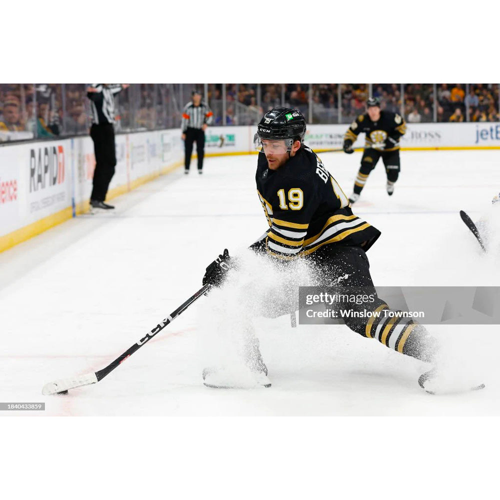 Johnny Beecher Boston Bruins Ice Action Hockey Photo - Sports Collectibles, Sports Memorabilia, Sports Fan Shop, Sports Gifts