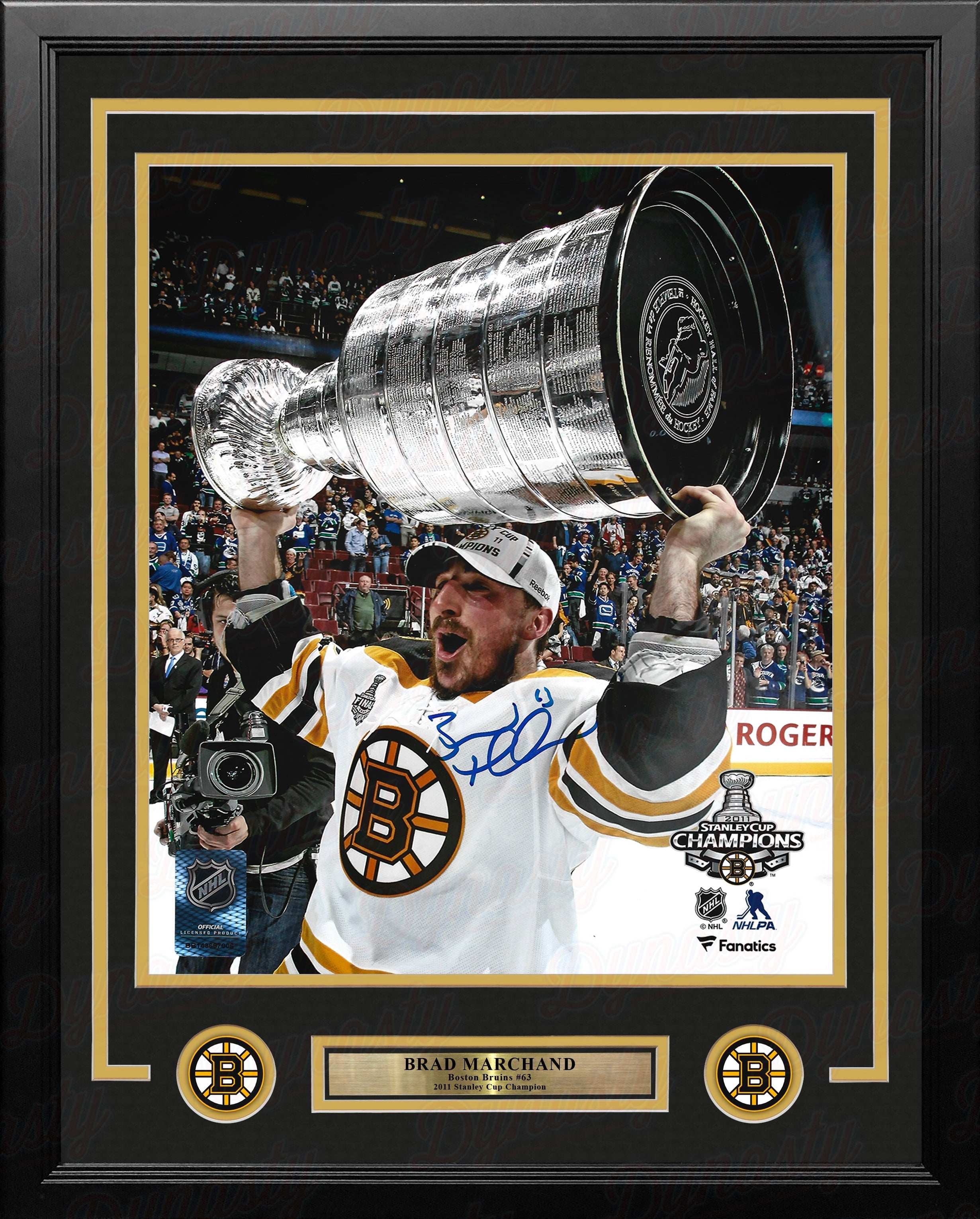 Brad Marchand 2011 Stanley Cup Boston Bruins Autographed 11" x 14" Framed Hockey Photo - Sports Collectibles, Sports Memorabilia, Sports Fan Shop, Sports Gifts