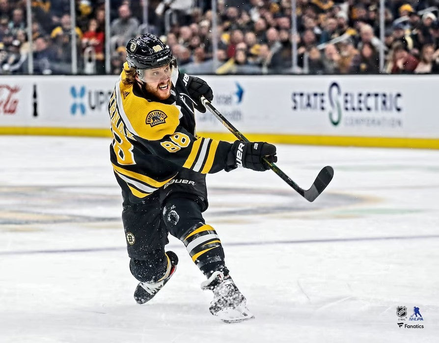 David Pastrnak Shooting Action Boston Bruins 8" x 10" Hockey Photo - Sports Collectibles, Sports Memorabilia, Sports Fan Shop, Sports Gifts