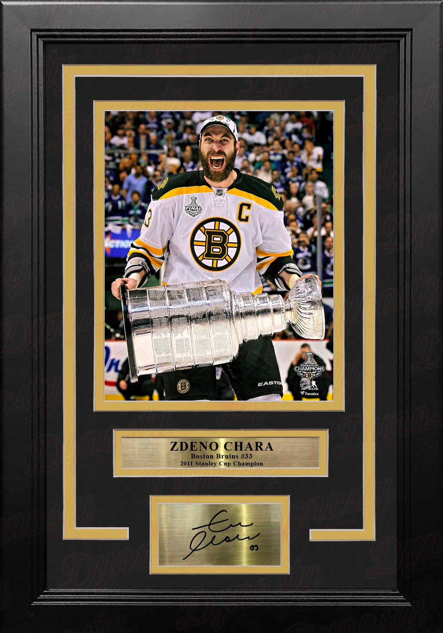 Zdeno Chara Hoists The Stanley Cup Boston Bruins 8x10 Framed Hockey Photo with Engraved Autograph - Sports Collectibles, Sports Memorabilia, Sports Fan Shop, Sports Gifts