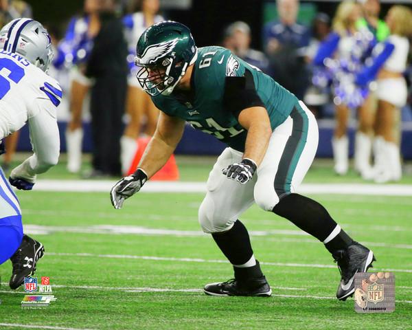Stefen Wisniewski v. Cowboys Philadelphia Eagles 8" x 10" Football Photo - Sports Collectibles, Sports Memorabilia, Sports Fan Shop, Sports Gifts