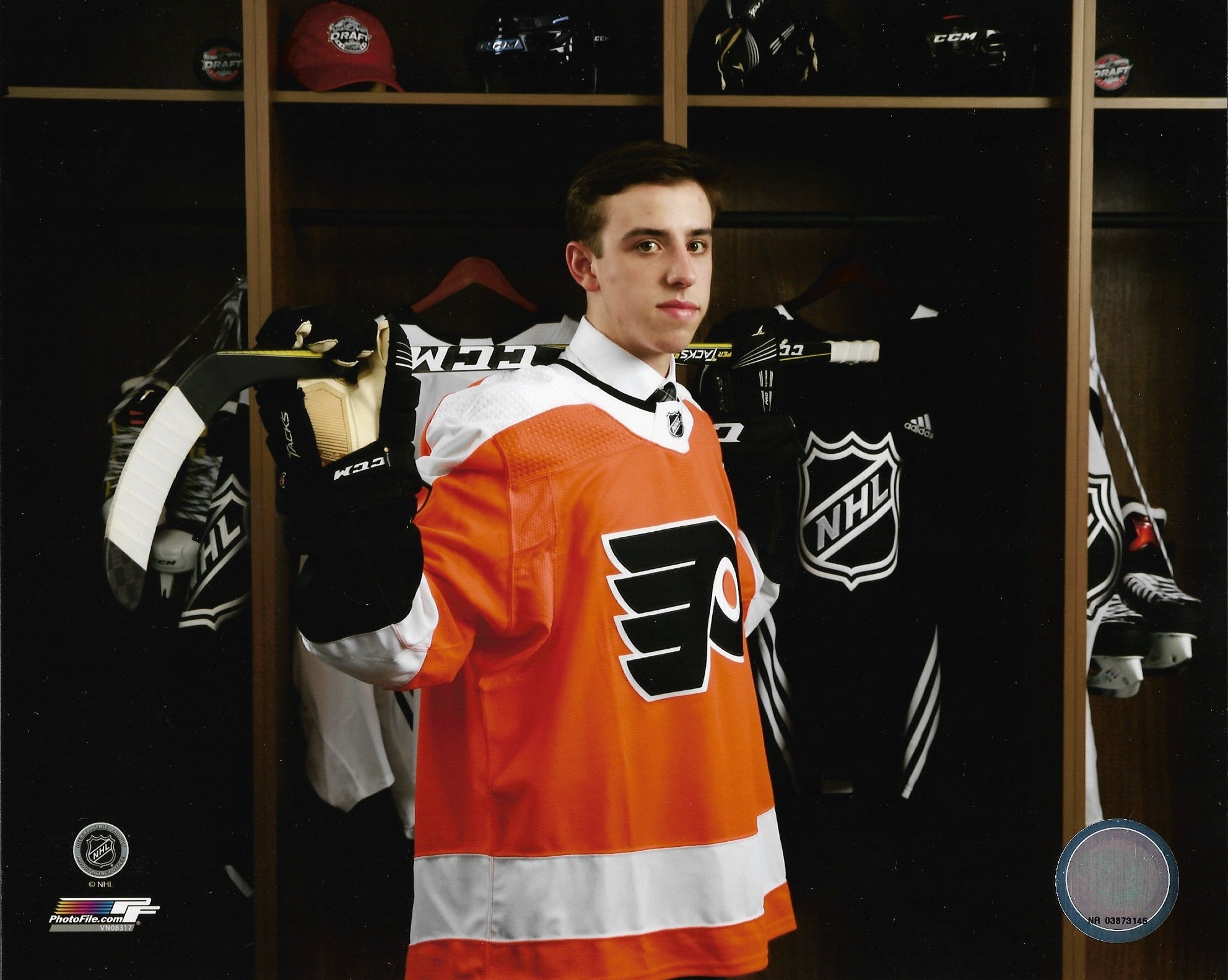 Morgan Frost Locker Room Philadelphia Flyers 8" x 10" Hockey Photo - Sports Collectibles, Sports Memorabilia, Sports Fan Shop, Sports Gifts