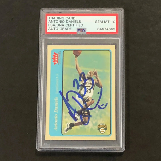 04-05 Fleer Skybox #48 Antonio Daniels Signed Card AUTO 10 PSA Slabbed Sonics - Sports Collectibles, Sports Memorabilia, Sports Fan Shop, Sports Gifts