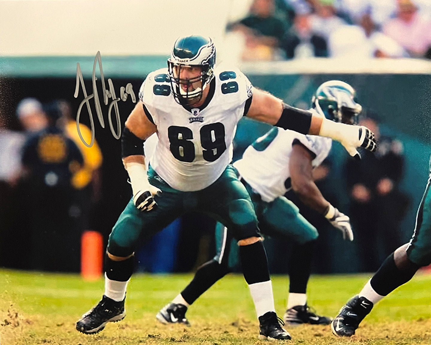 Jon Runyan in Action Autographed Philadelphia Eagles 8" x 10" Football Photo - Sports Collectibles, Sports Memorabilia, Sports Fan Shop, Sports Gifts