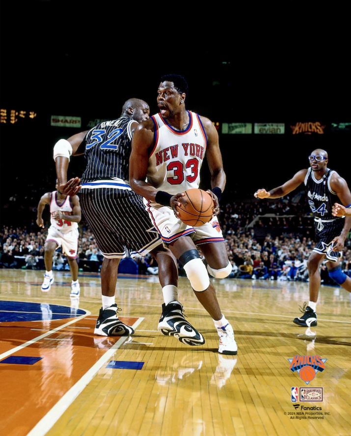 Patrick Ewing v. Shaquille O'Neal New York Knicks 8" x 10" Basketball Photo - Sports Collectibles, Sports Memorabilia, Sports Fan Shop, Sports Gifts