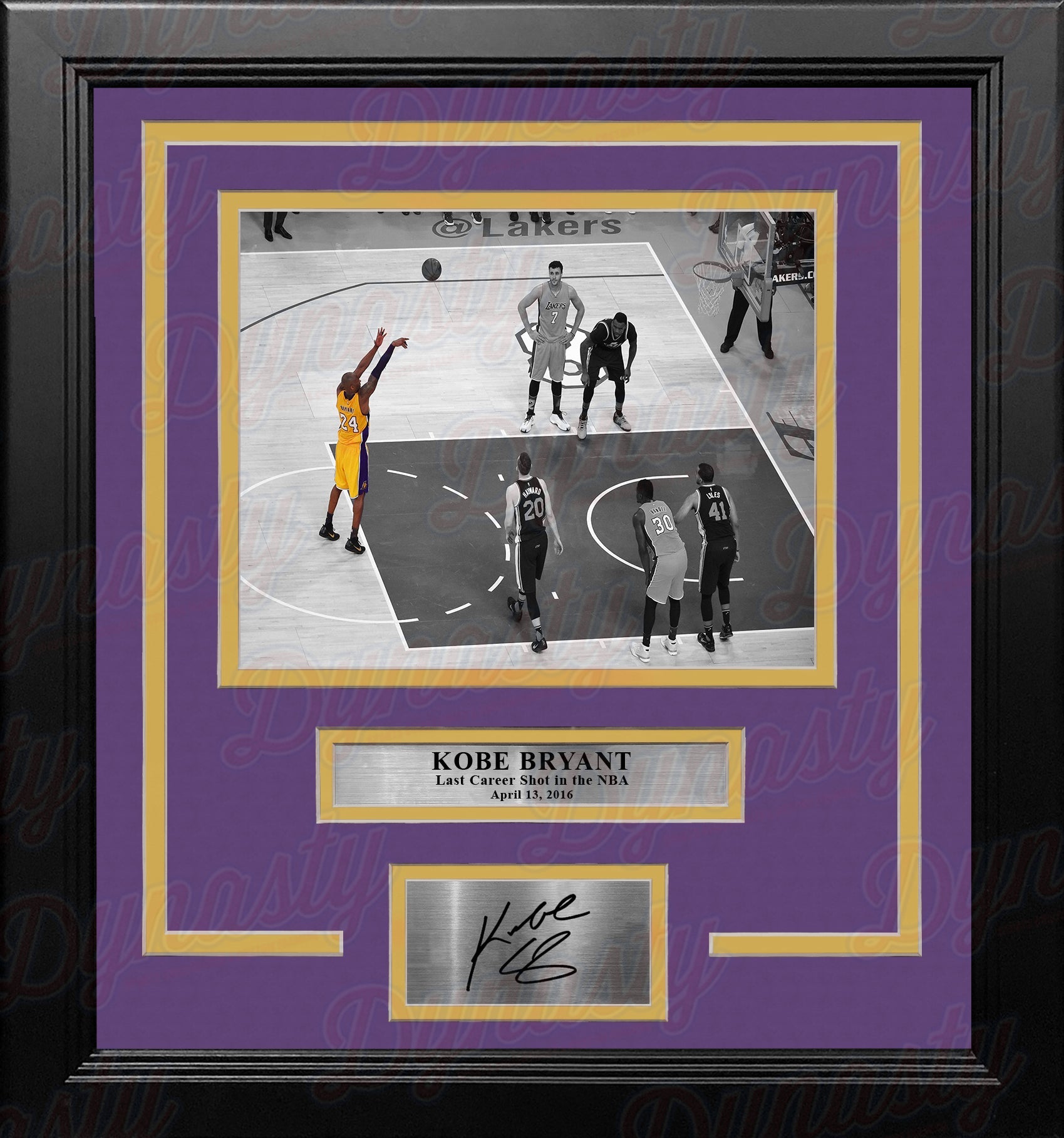 Kobe Bryant's Last Career Shot Los Angeles Lakers Framed Basketball Photo with Engraved Autograph - Sports Collectibles, Sports Memorabilia, Sports Fan Shop, Sports Gifts