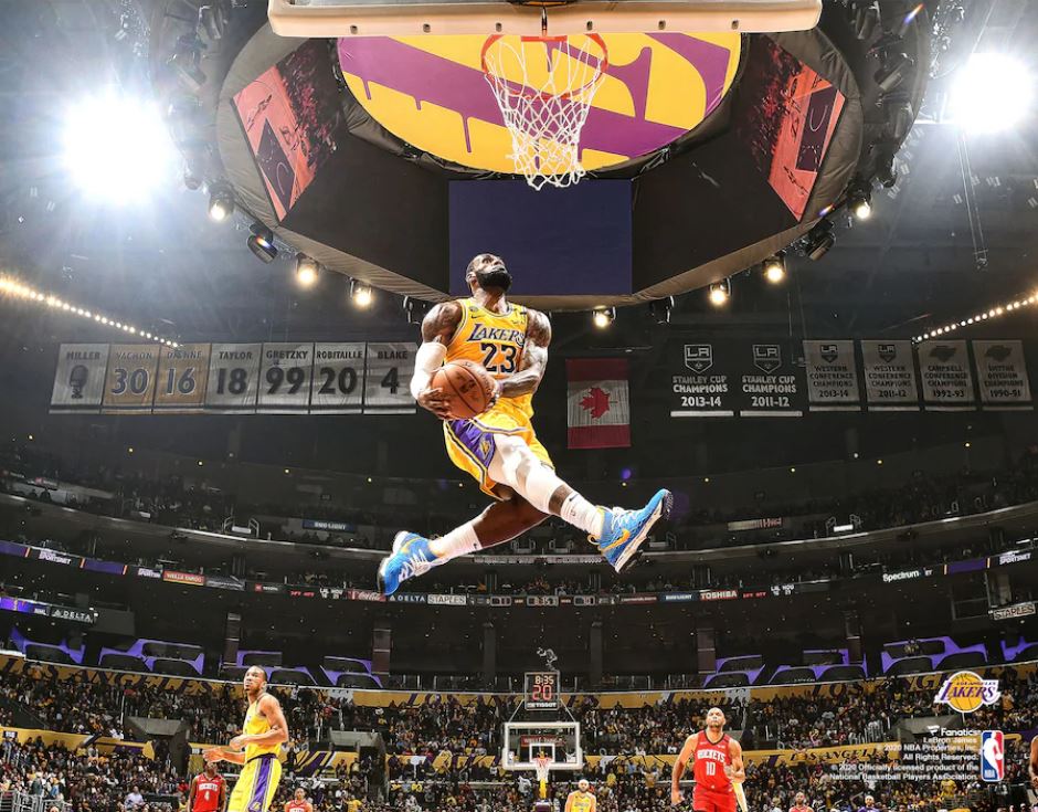 LeBron James Aerial Dunk Los Angeles Lakers 8" x 10" Basketball Photo - Sports Collectibles, Sports Memorabilia, Sports Fan Shop, Sports Gifts