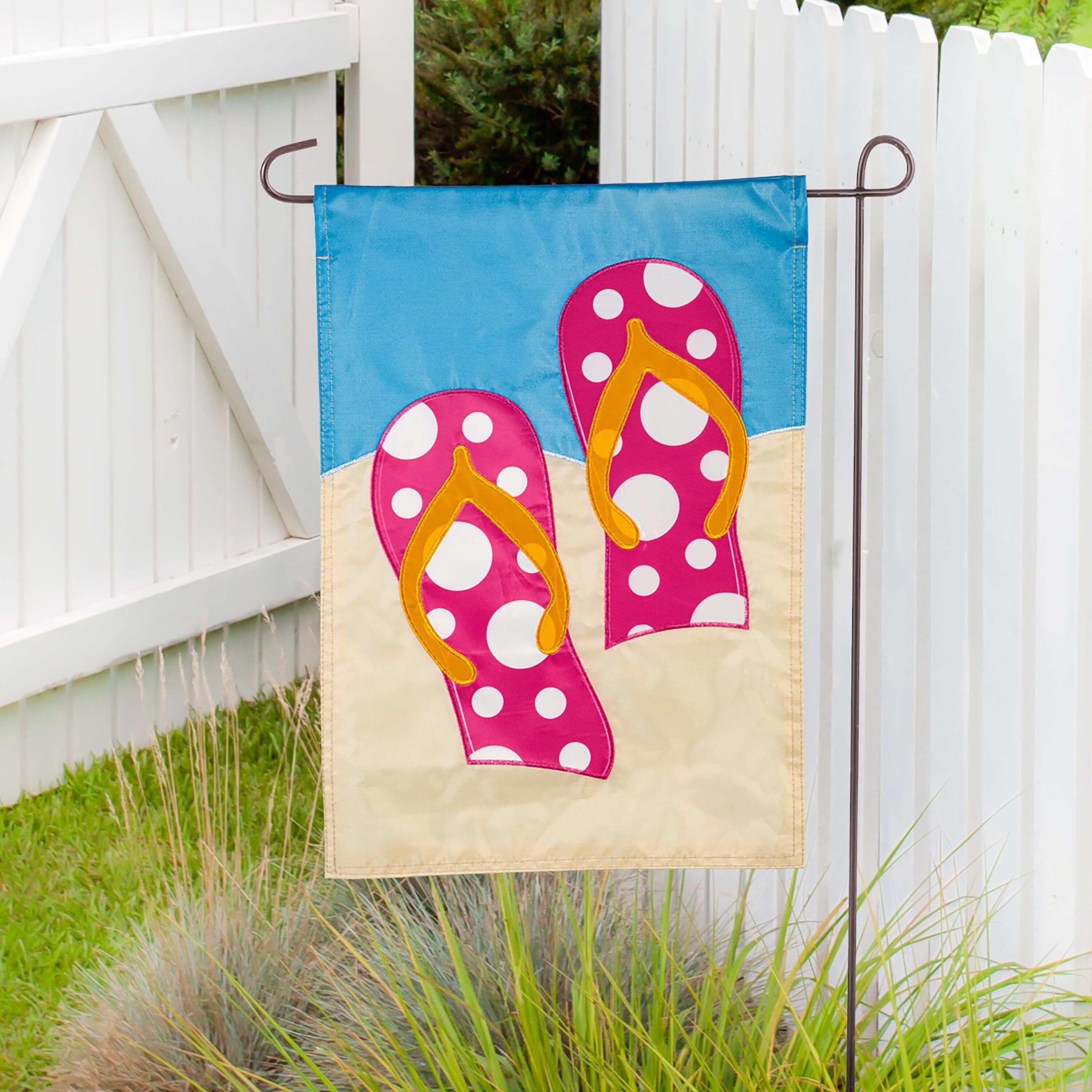 Flip Flop Basic Applique Garden Flag - Sports Gifts, Sports Memorabilia, Sports Collectibles, Fan Shop
