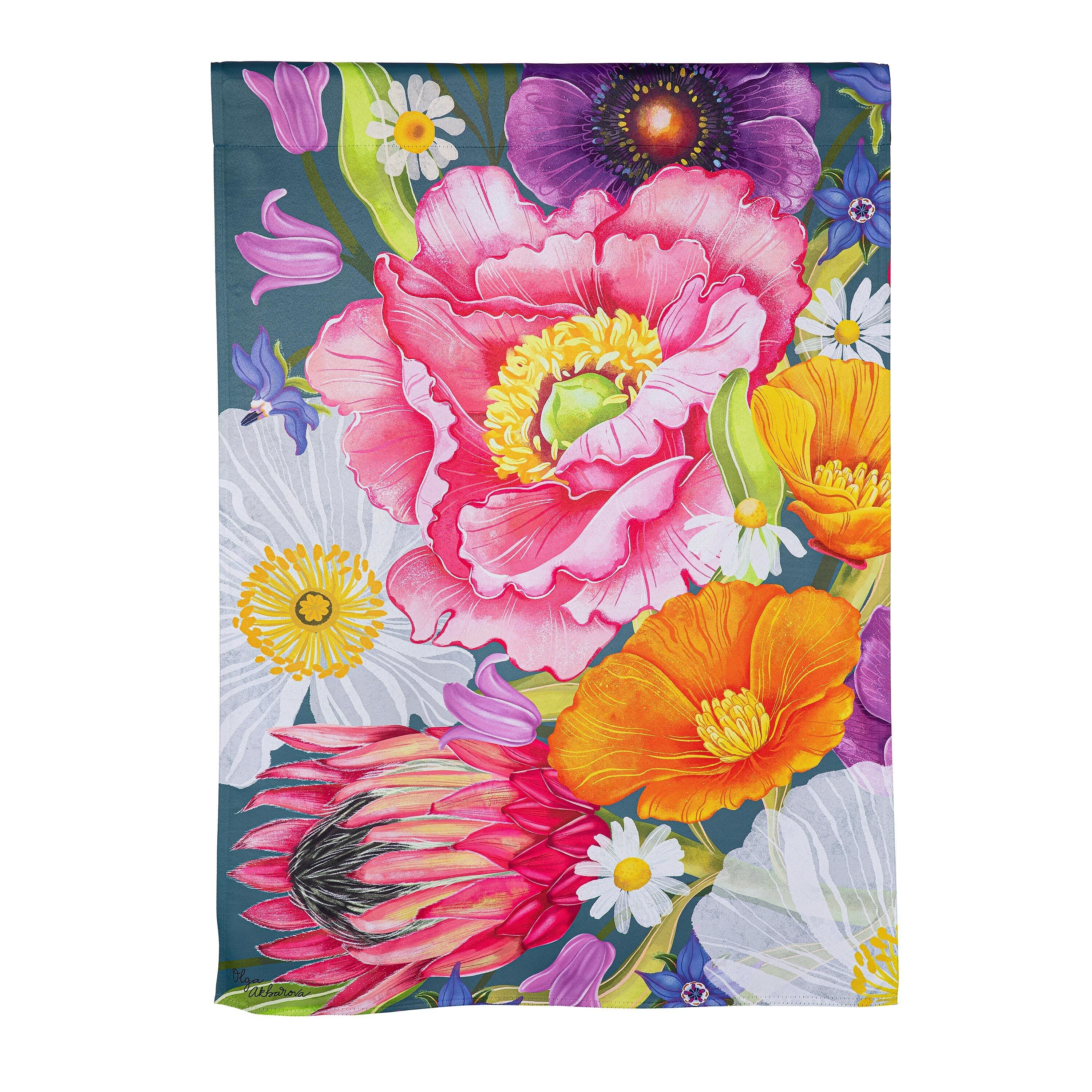 Bold Flowers Suede House Flag - Sports Gifts, Sports Memorabilia, Sports Collectibles, Fan Shop