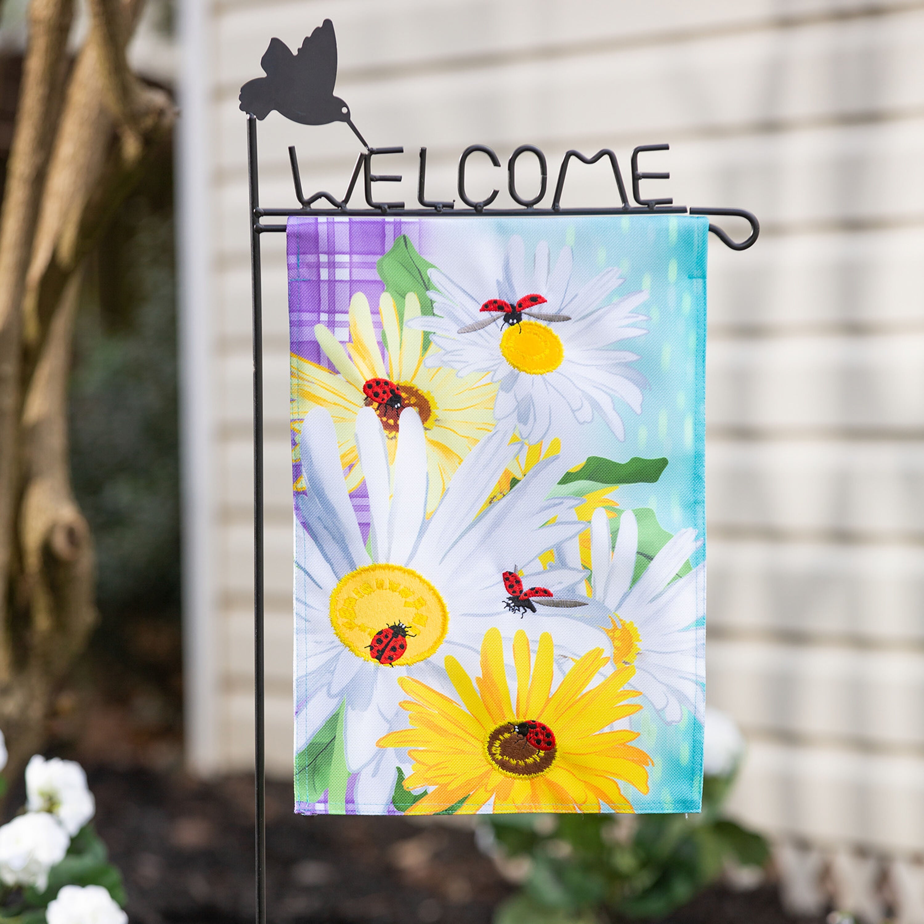 Daisy and Ladybug Field Garden Burlap Flag - Sports Gifts, Sports Memorabilia, Sports Collectibles, Fan Shop