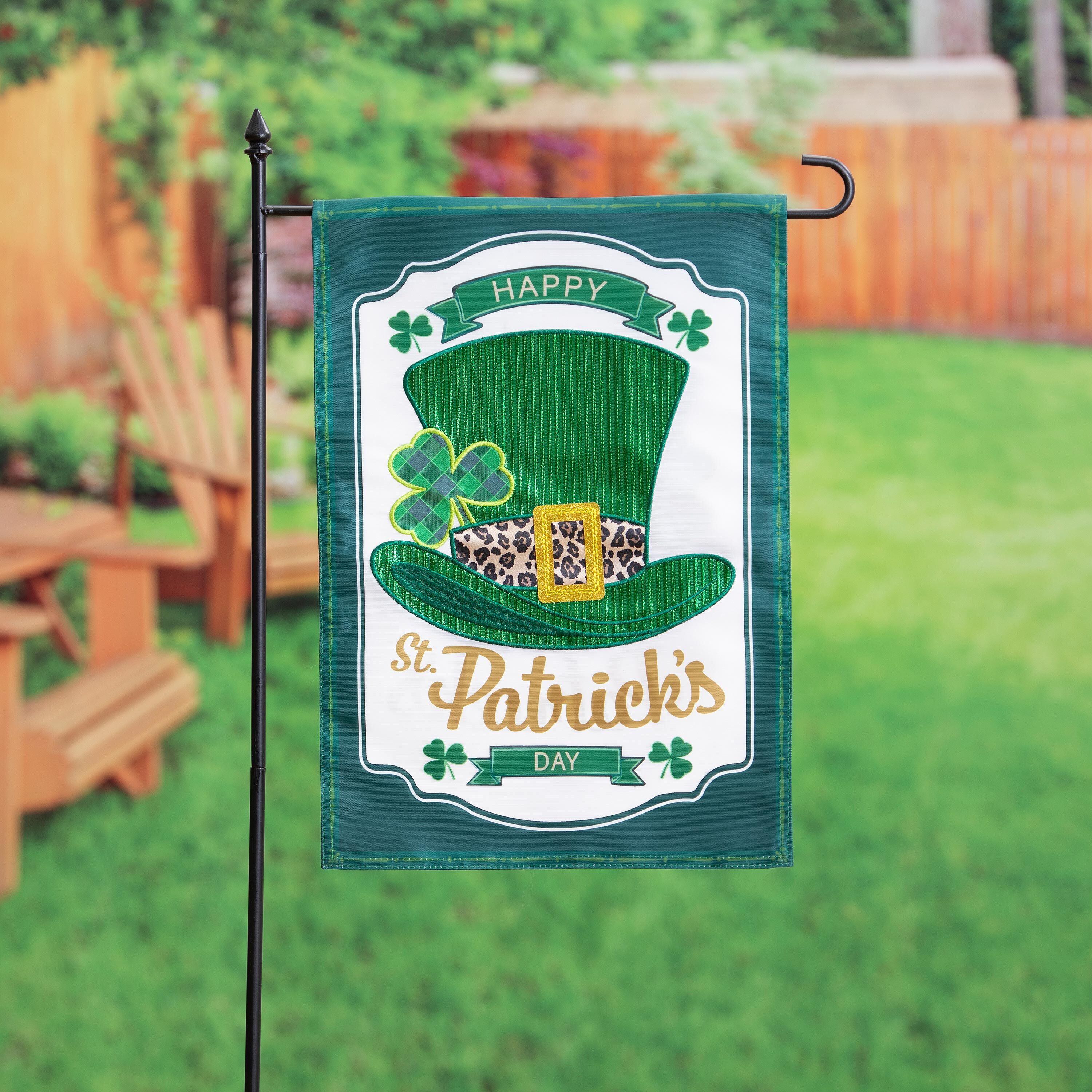 St. Patrick's Day Top Hat Applique Garden Flag - Sports Gifts, Sports Memorabilia, Sports Collectibles, Fan Shop