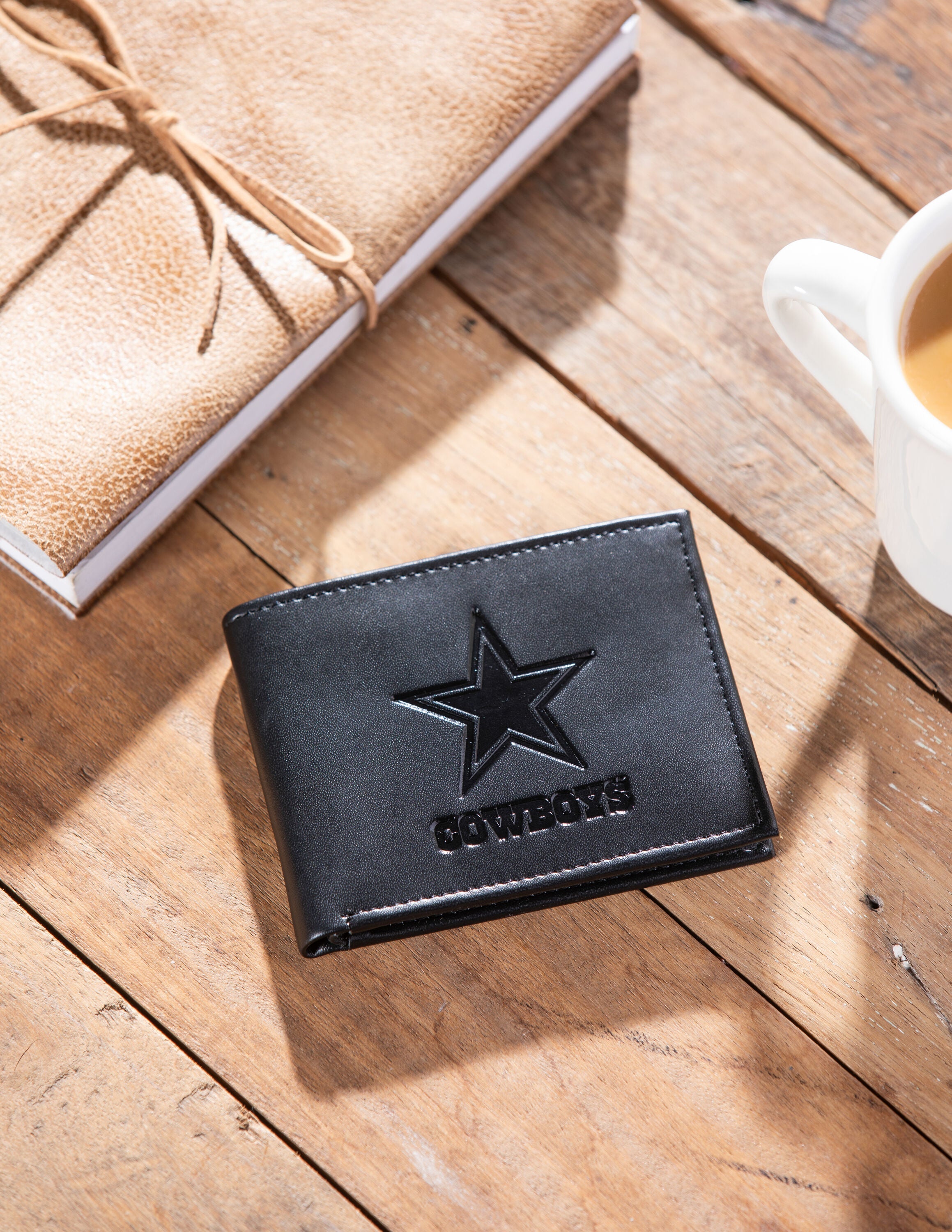 Wallet, Bi-Fold, Dallas Cowboys - Sports Gifts, Sports Memorabilia, Sports Collectibles, Fan Shop