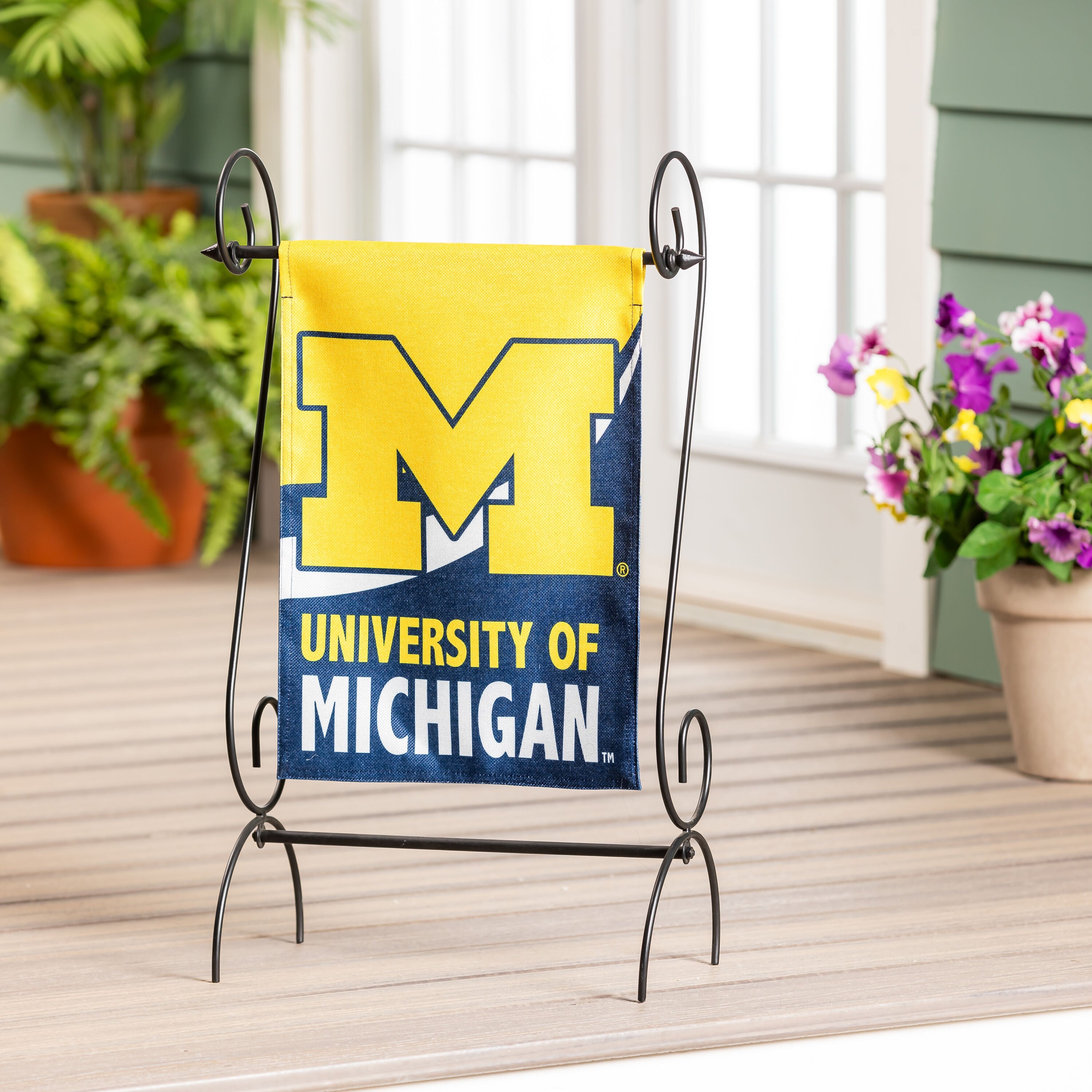 University Of Michigan Burlap Flag GDN Size