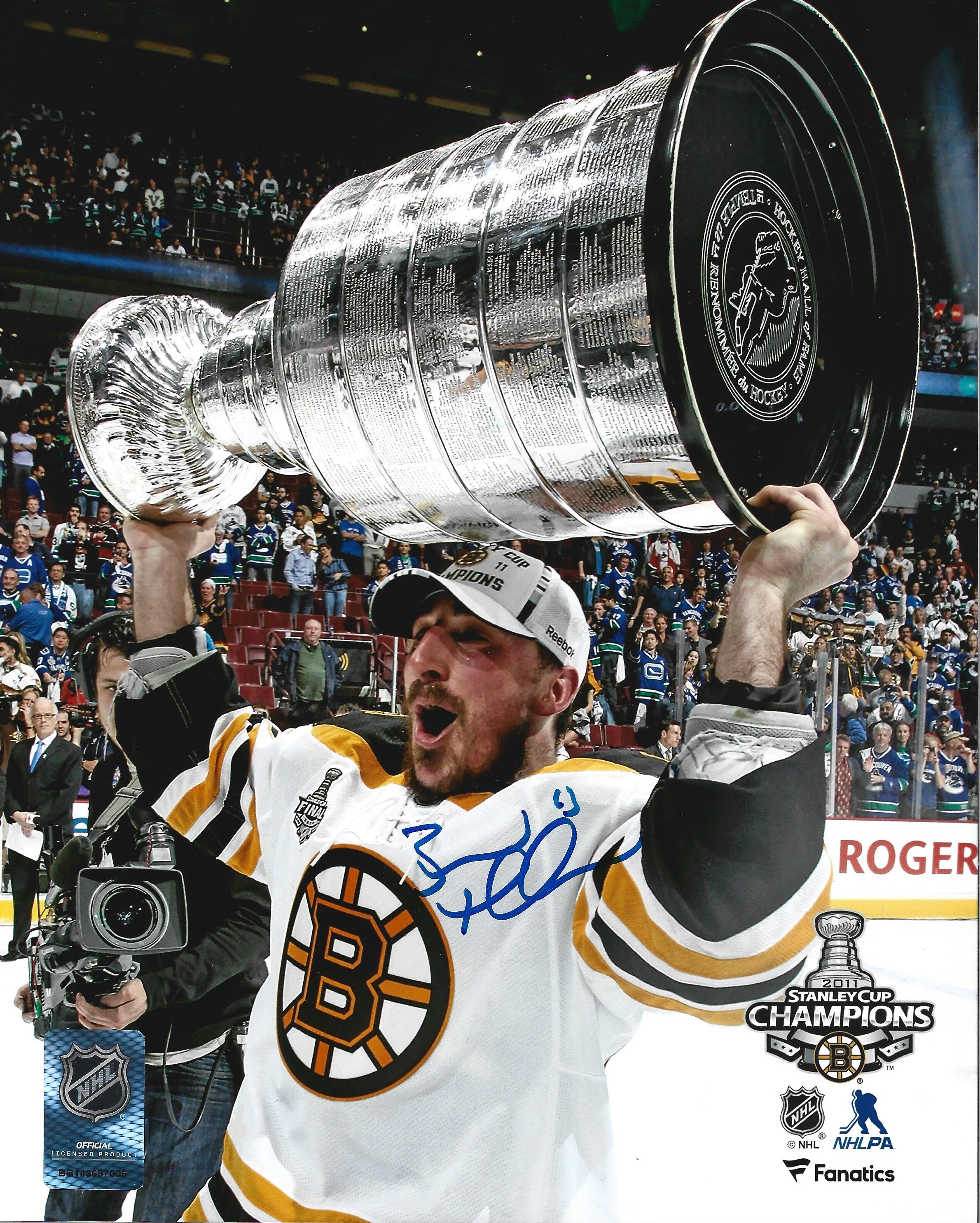 Brad Marchand 2011 Stanley Cup Boston Bruins Autographed 8" x 10" Hockey Photo - Sports Collectibles, Sports Memorabilia, Sports Fan Shop, Sports Gifts