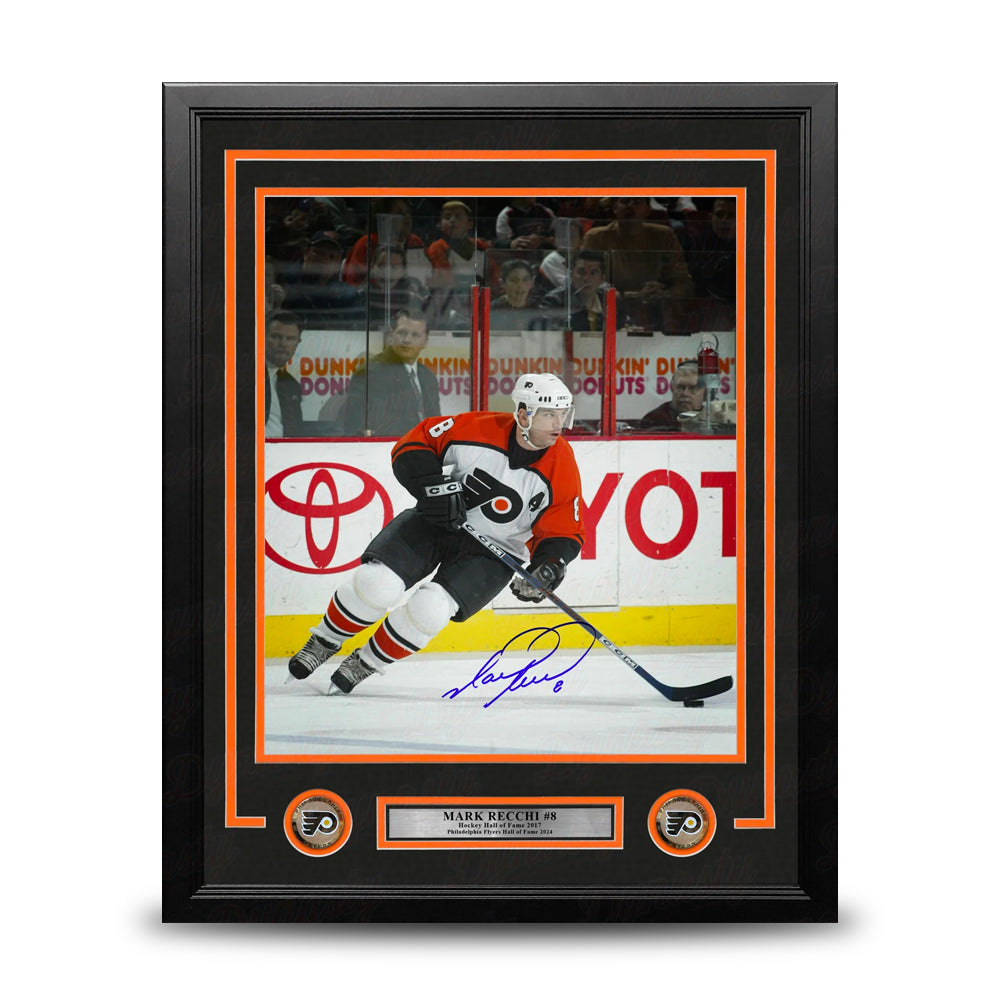 Mark Recchi in Action Philadelphia Flyers Autographed 11" x 14" Framed Hockey Photo - Sports Collectibles, Sports Memorabilia, Sports Fan Shop, Sports Gifts