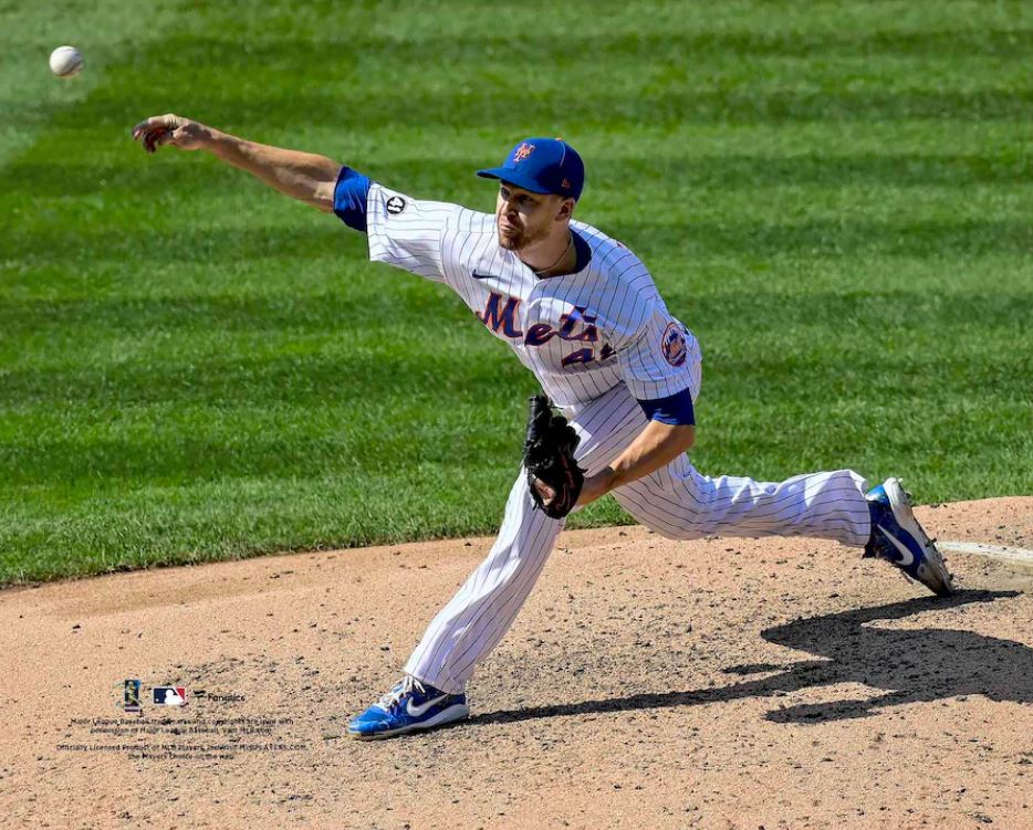 Jacob deGrom in Action New York Mets 8" x 10" Baseball Photo - Sports Collectibles, Sports Memorabilia, Sports Fan Shop, Sports Gifts