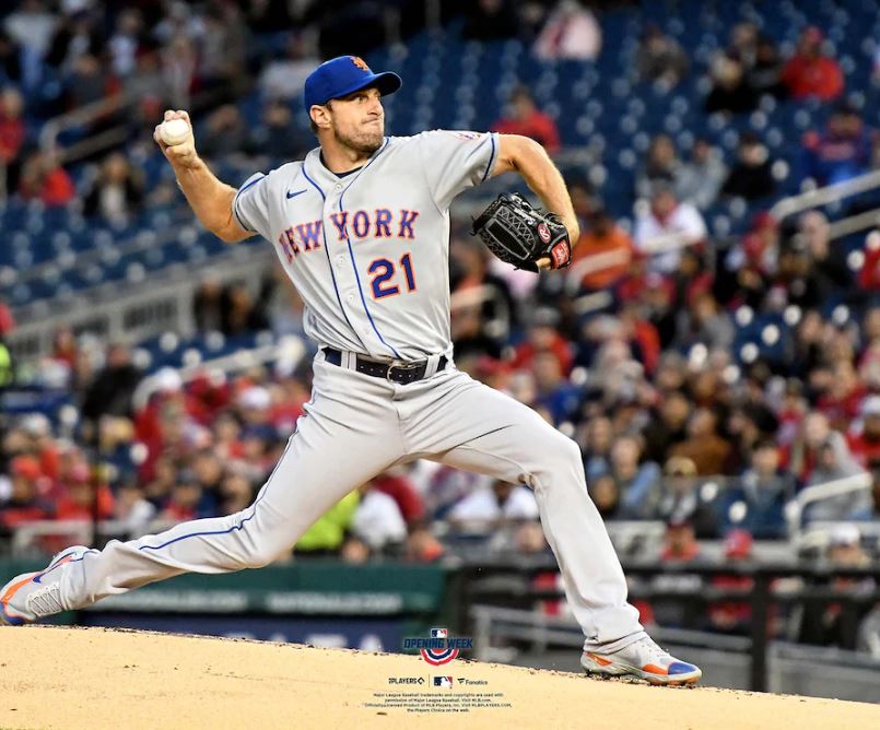Max Scherzer in Action New York Mets 8" x 10" Baseball Photo - Sports Collectibles, Sports Memorabilia, Sports Fan Shop, Sports Gifts