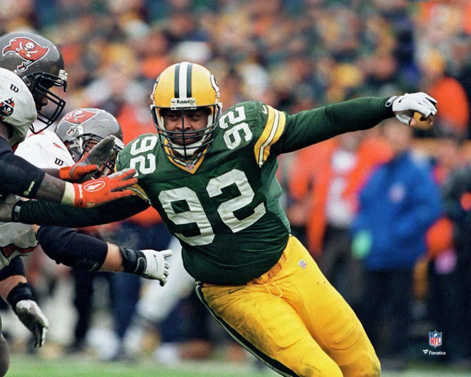 Reggie White in Action Green Bay Packers 8" x 10" Football Photo - Sports Collectibles, Sports Memorabilia, Sports Fan Shop, Sports Gifts