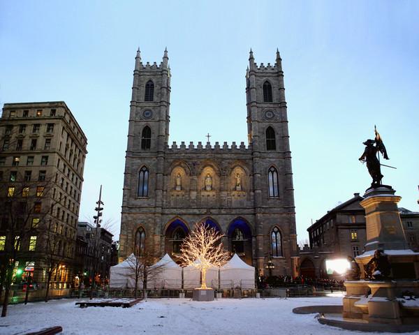 Notre-Dame Basilica in Montreal 8" x 10" Landmark Photo - Sports Collectibles, Sports Memorabilia, Sports Fan Shop, Sports Gifts