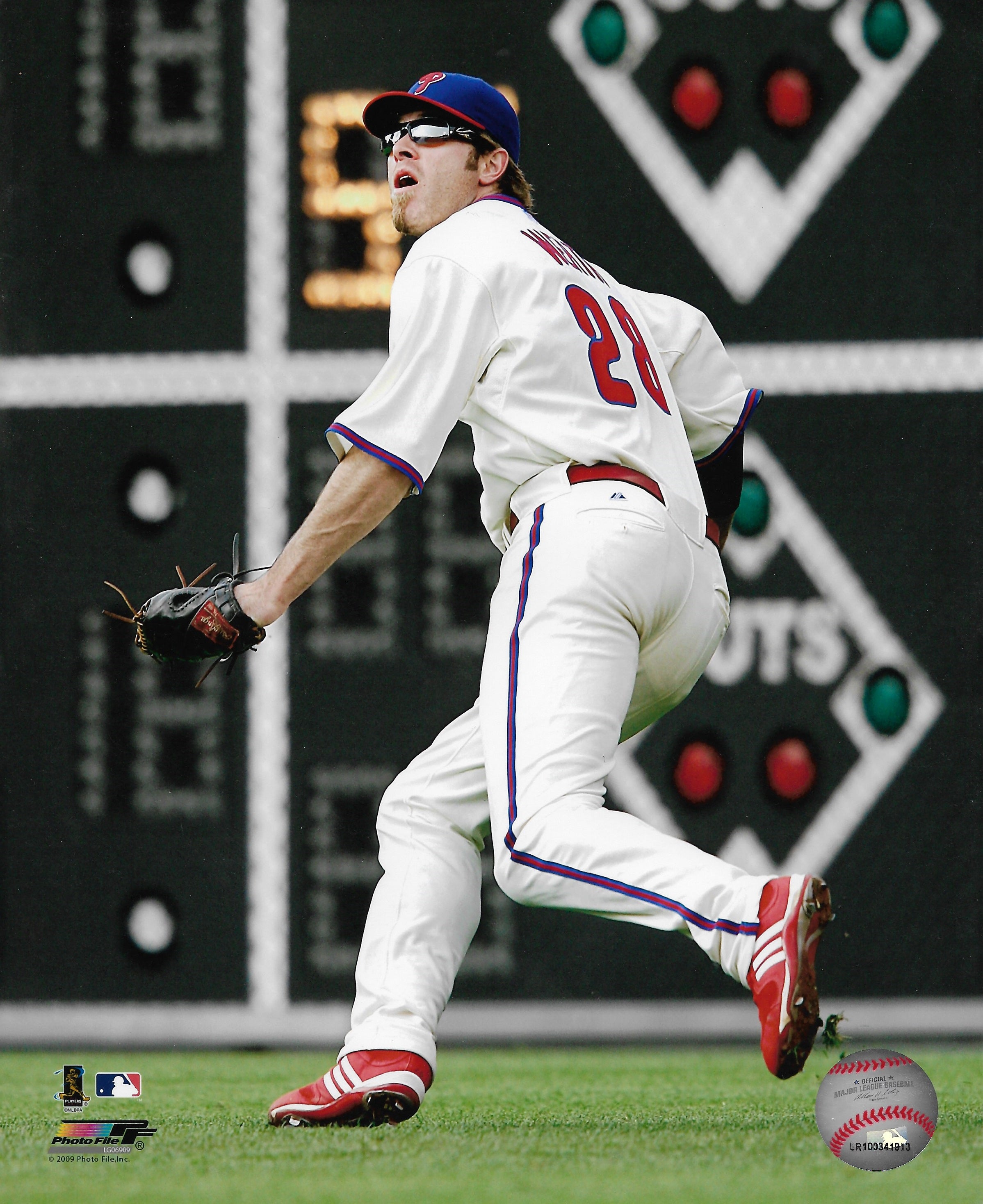 Jayson Werth in Action Philadelphia Phillies 8" x 10" Baseball Photo - Sports Collectibles, Sports Memorabilia, Sports Fan Shop, Sports Gifts