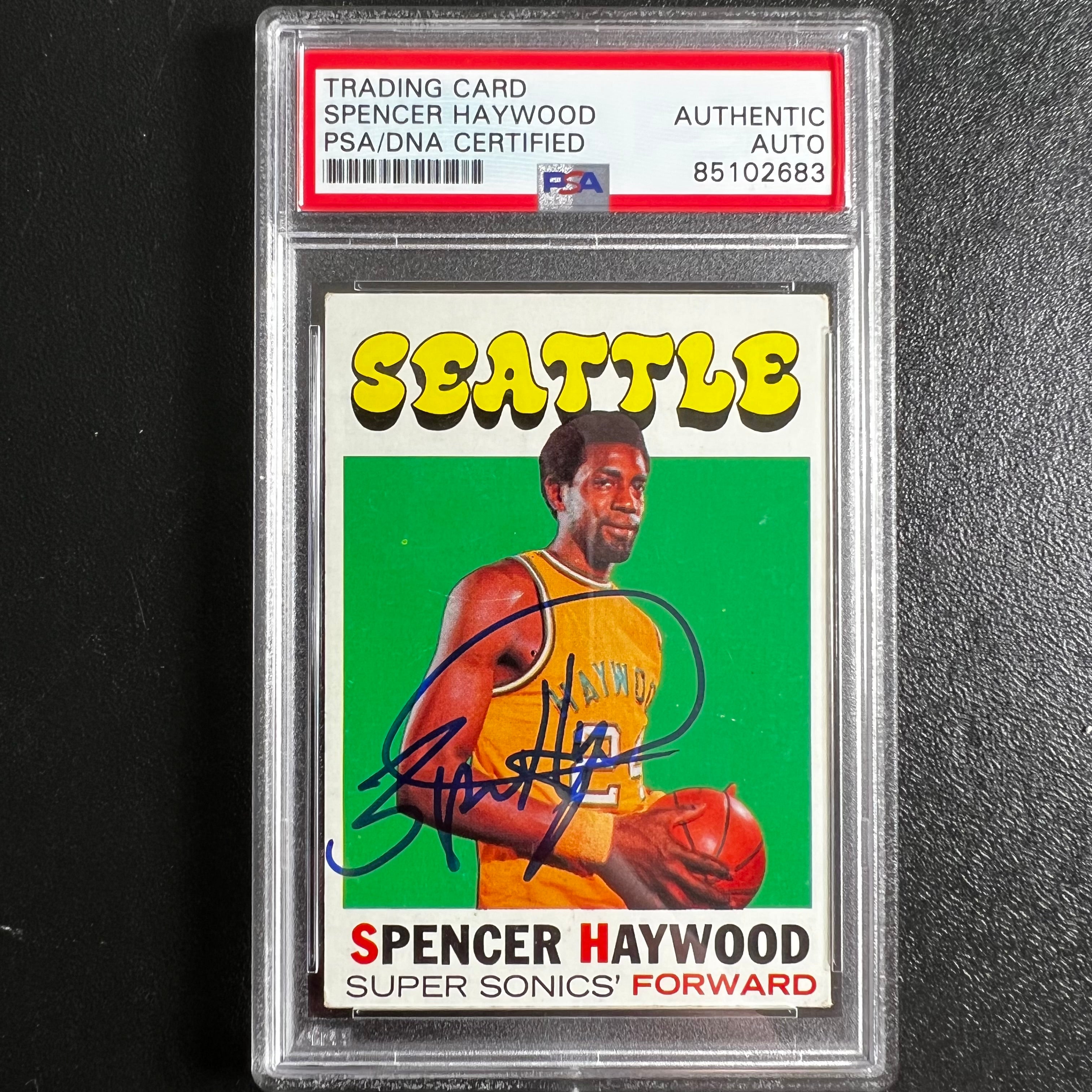 1971-72 Topps #20 Spencer Haywood Signed Card AUTO PSA Slabbed Sonics - Sports Collectibles, Sports Memorabilia, Sports Fan Shop, Sports Gifts