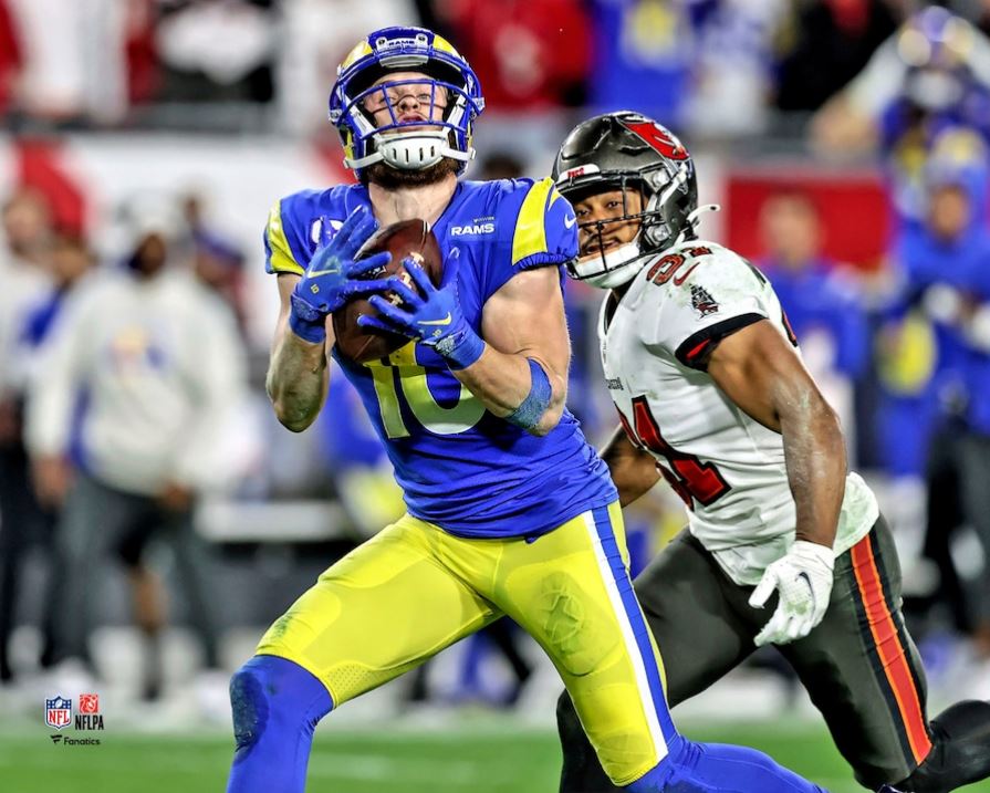 Cooper Kupp Playoff Action Los Angeles Rams 8" x 10" Football Photo - Sports Collectibles, Sports Memorabilia, Sports Fan Shop, Sports Gifts