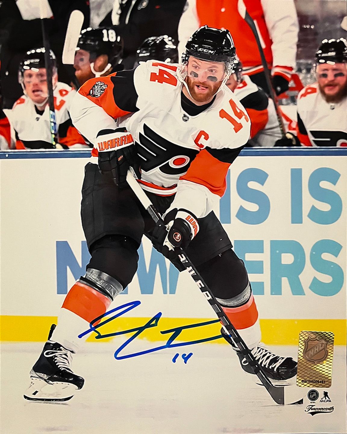 Sean Couturier 2024 Stadium Series Action Philadelphia Flyers Autographed 11" x 14" Hockey Photo - Sports Collectibles, Sports Memorabilia, Sports Fan Shop, Sports Gifts