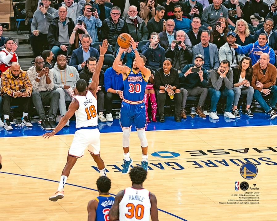 Steph Curry 3-Point Record-Breaking Shot Golden State Warriors 8" x 10" Basketball Photo - Sports Collectibles, Sports Memorabilia, Sports Fan Shop, Sports Gifts
