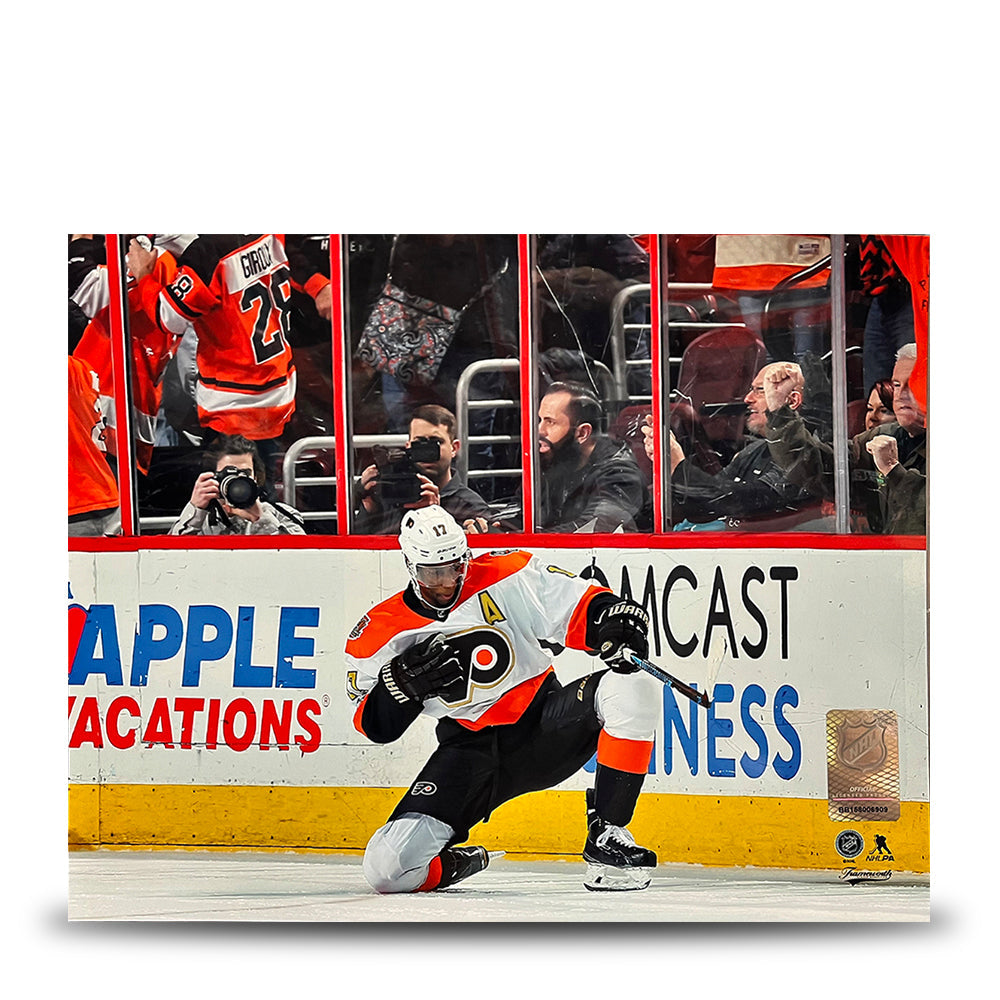 Wayne Simmonds Fist Pump Philadelphia Flyers 8" x 10" Hockey Photo - Sports Collectibles, Sports Memorabilia, Sports Fan Shop, Sports Gifts