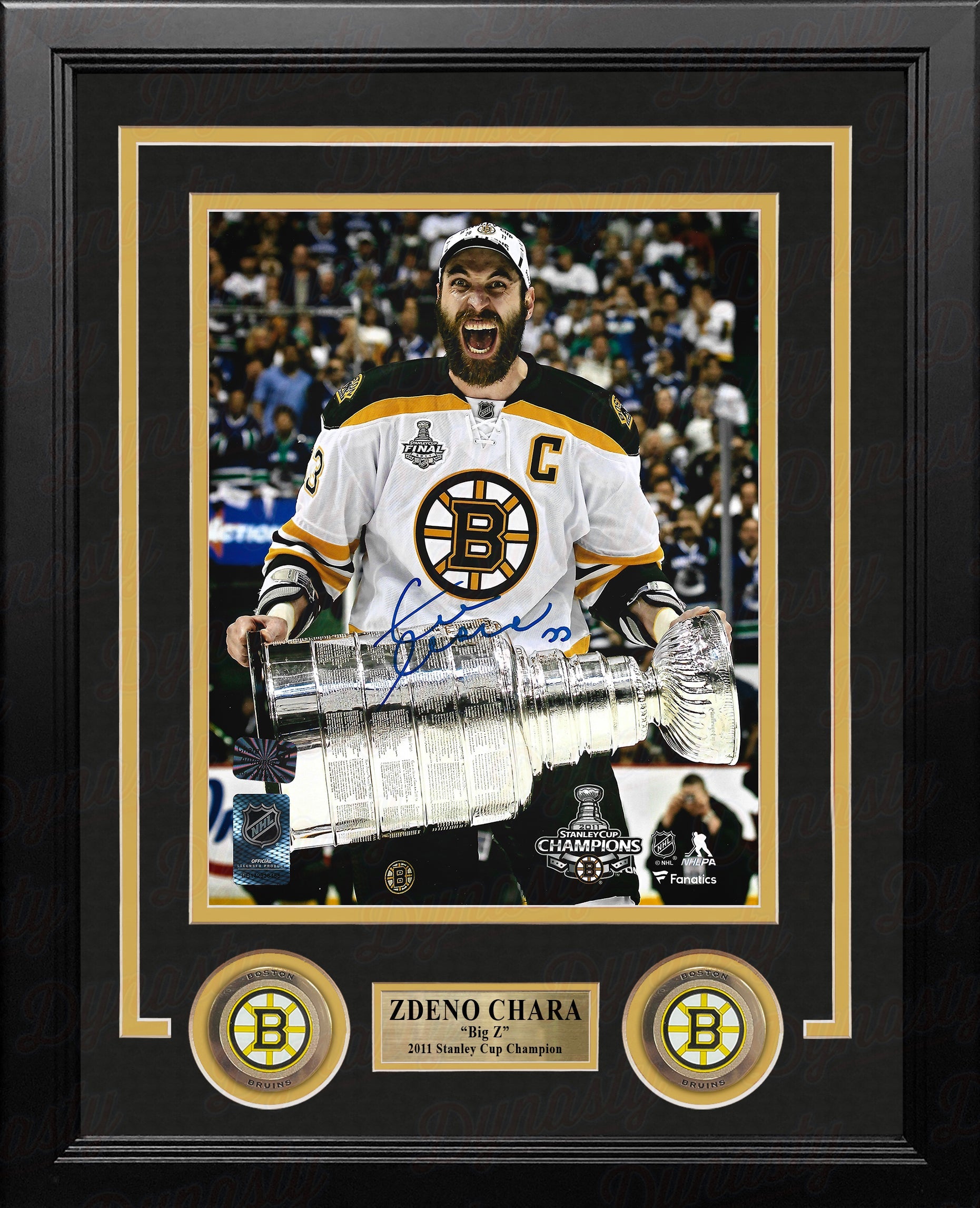 Zdeno Chara 2011 Stanley Cup Boston Bruins Autographed 8" x 10" Framed Hockey Photo - Sports Collectibles, Sports Memorabilia, Sports Fan Shop, Sports Gifts