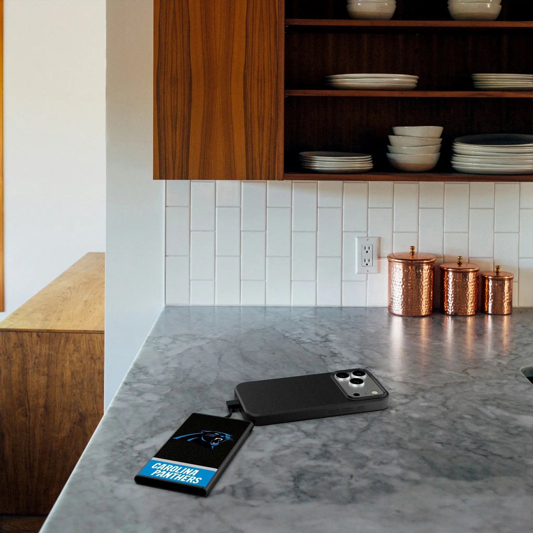 Carolina Panthers Endzone Solid 5000mAh Flat Powerbank