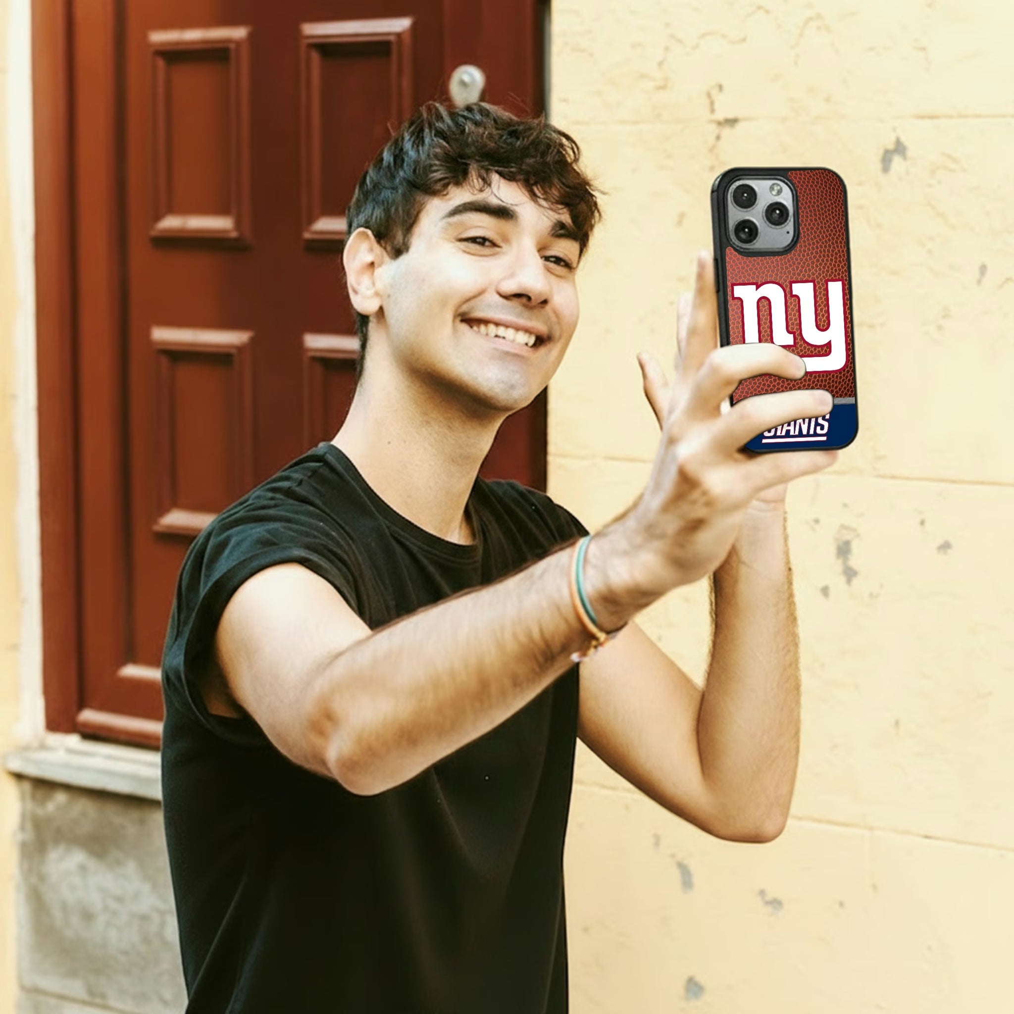 New York Giants Football Wordmark MagSafe Compatible Phone Case for Apple iPhone - Sports Gifts, Sports Memorabilia, Sports Collectibles, Fan Shop