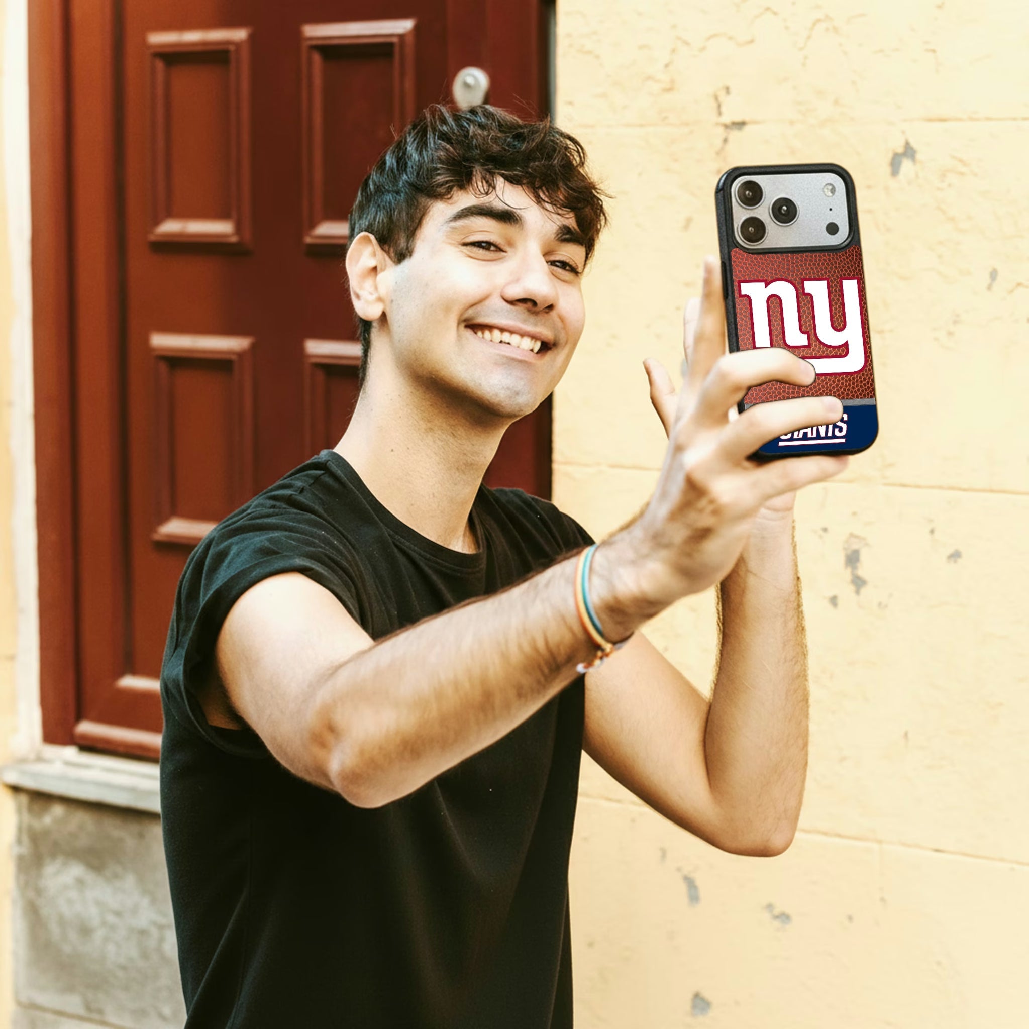 New York Giants Football Wordmark MagSafe Compatible Phone Case for Apple iPhone - Sports Gifts, Sports Memorabilia, Sports Collectibles, Fan Shop