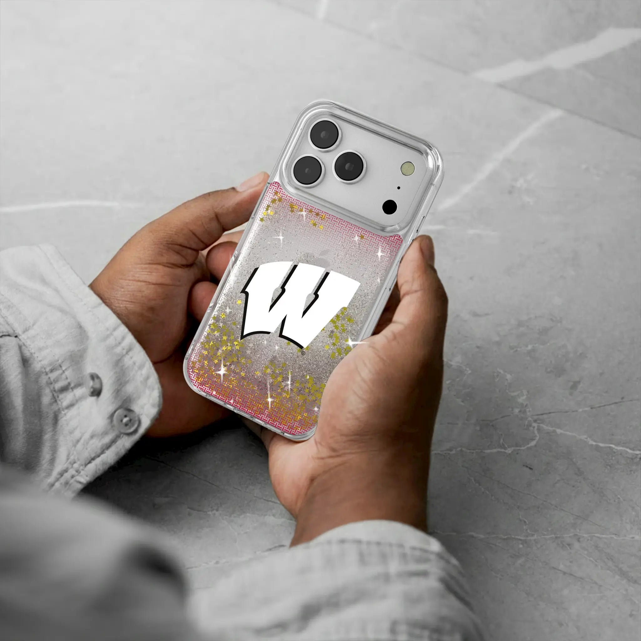 University of Wisconsin Badgers Linen Glitter Phone Case