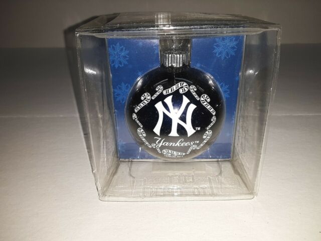 New York Yankees Holiday Glass Ball Ornament - Sports Collectibles, Sports Memorabilia, Sports Fan Shop, Sports Gifts