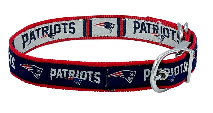 New England Patriots Reversible Collar Pets First - 757 Sports Collectibles
