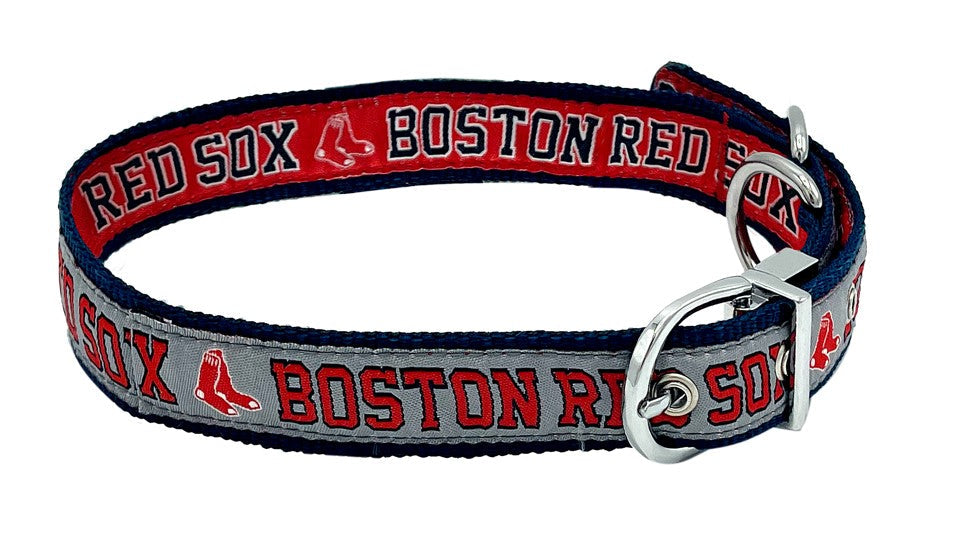 Boston Red Sox Reversible Collar Pets First - 757 Sports Collectibles
