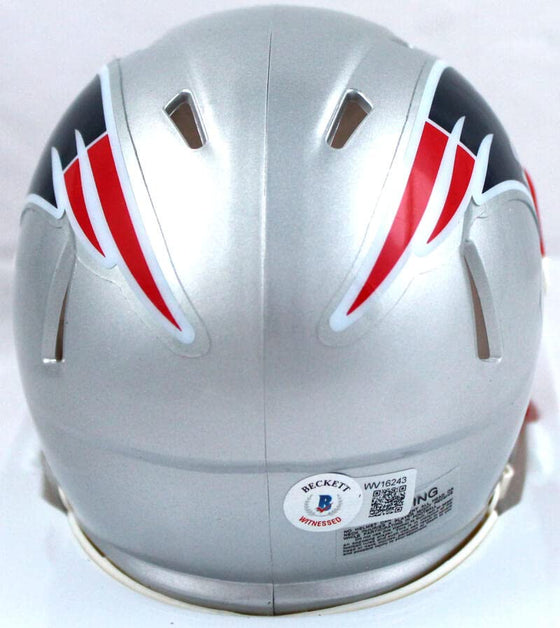 Wes Welker Autographed NE Patriots Speed Mini Helmet-Beckett W Hologram Black - 757 Sports Collectibles