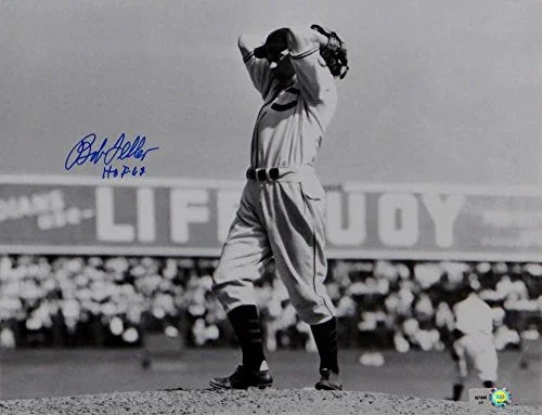 Bob Feller Signed Cleveland Indians 8x10 HOF BW Pitching Photo- MLB AuthBlue