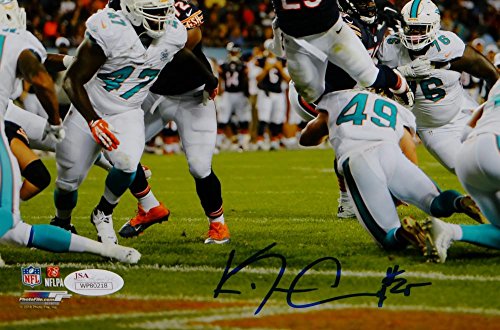 Ka'Deem Carey Autographed Chicago Bears 8x10 Leaping for TD Photo- JSA W Auth - 757 Sports Collectibles