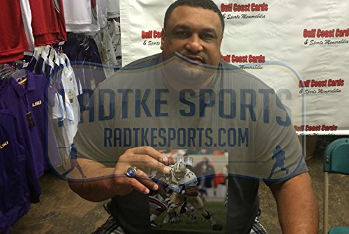 Willie Roaf Autographed/Signed New Orleans Saints 8x10 NFL Photo with "HOF 2012" Inscription - vs Bears - Blue Ink - 757 Sports Collectibles