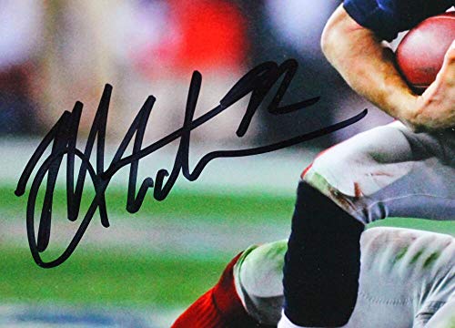 Michael Strahan Autographed NY Giants 8x10 Tackling Brady Photo-Beckett W Black - 757 Sports Collectibles