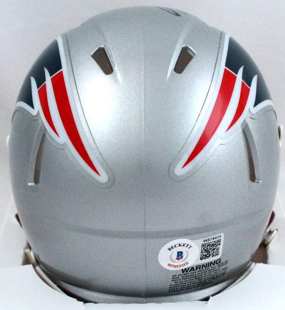Damien Harris Autographed New England Patriots Speed Mini Helmet-Beckett W Hologram Black - 757 Sports Collectibles