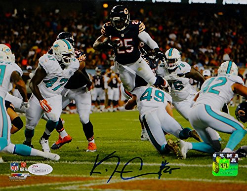 Ka'Deem Carey Autographed Chicago Bears 8x10 Leaping for TD Photo- JSA W Auth - 757 Sports Collectibles