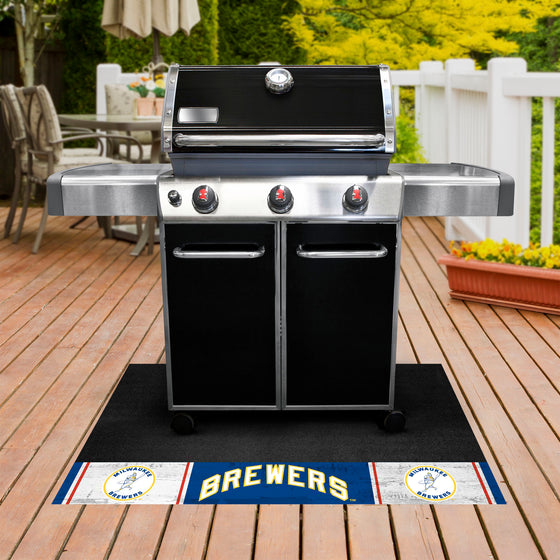 Milwaukee Brewers Vinyl Grill Mat - 26in. x 42in.