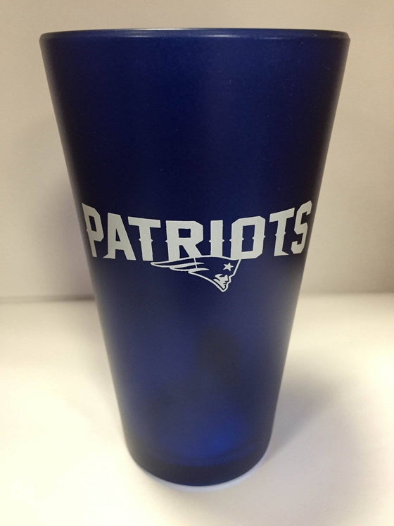 NFL New England Patriots 16 oz Color Frosted Glass Pint - 757 Sports Collectibles
