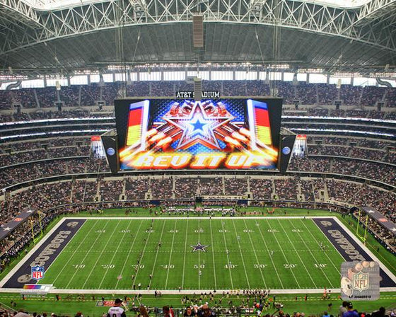 Dallas Cowboys Stadium Rev It Up 8x10 Photo